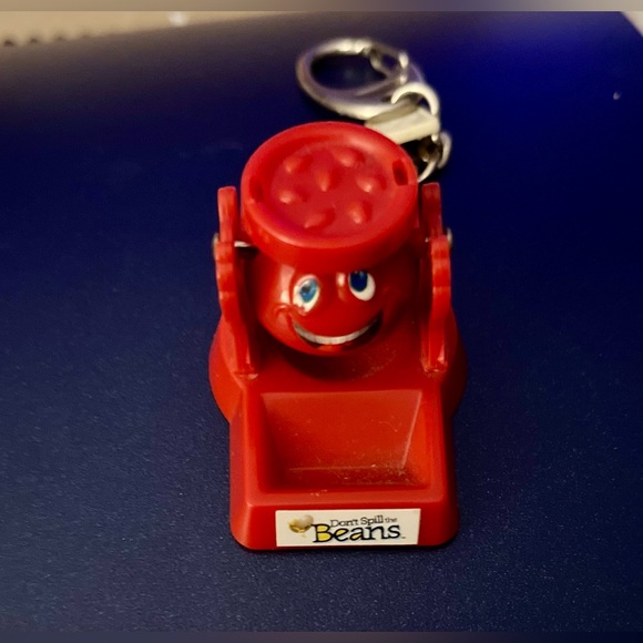 Vintage Miniature “Don’t Spill the Beans” Keychain - Picture 9 of 13